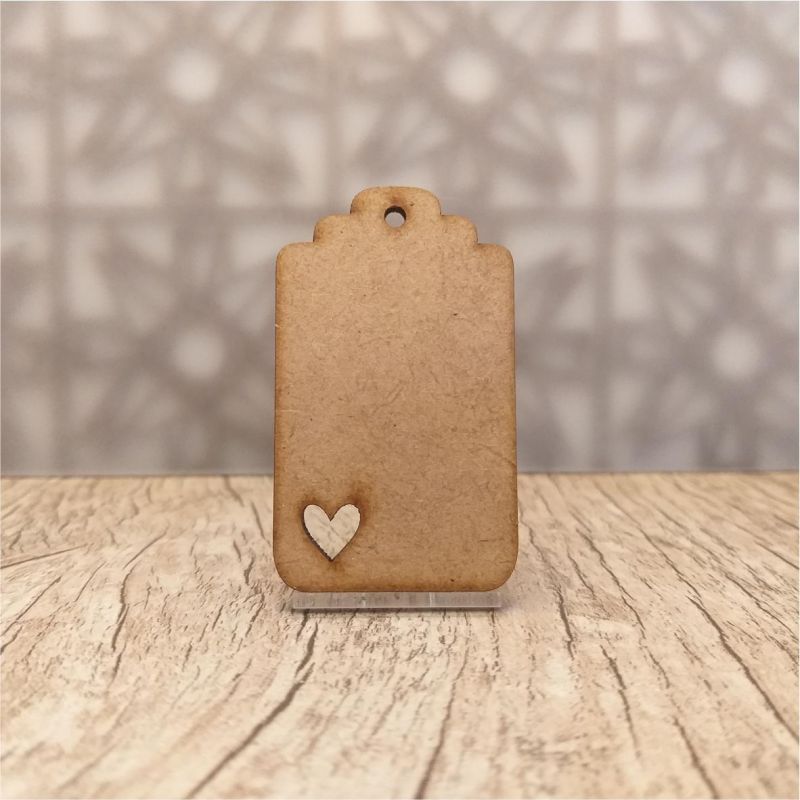 Kit tag com furo e coração vazado
